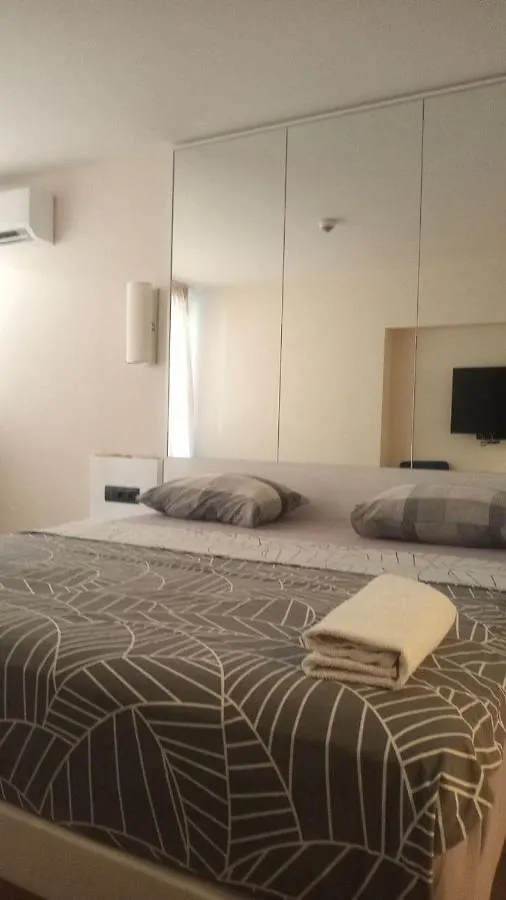 Vip 295 Orbi Taurs Apartment Batumi